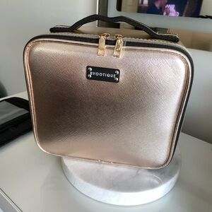 Byootique Makeup Train Travel Case Rose Gold